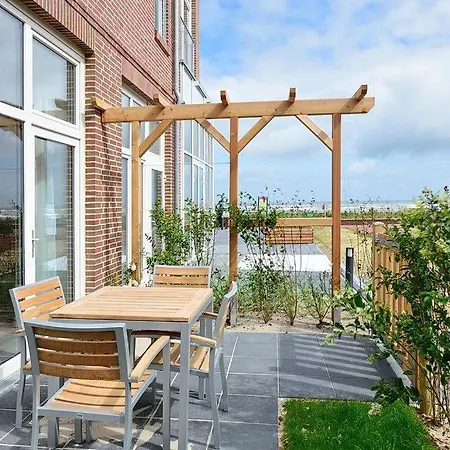 Anna Duene Anna Duene 0-09