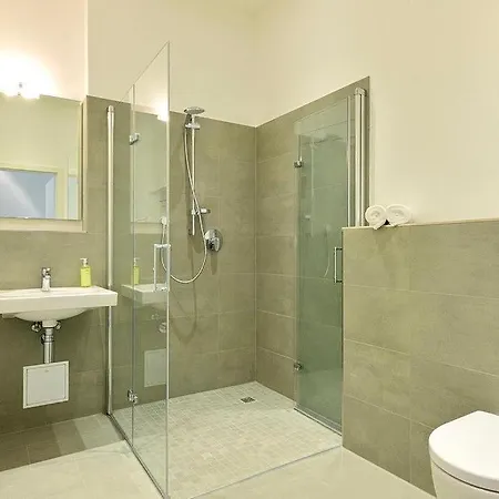 Anna Duene Anna Duene 0-09 Appartement